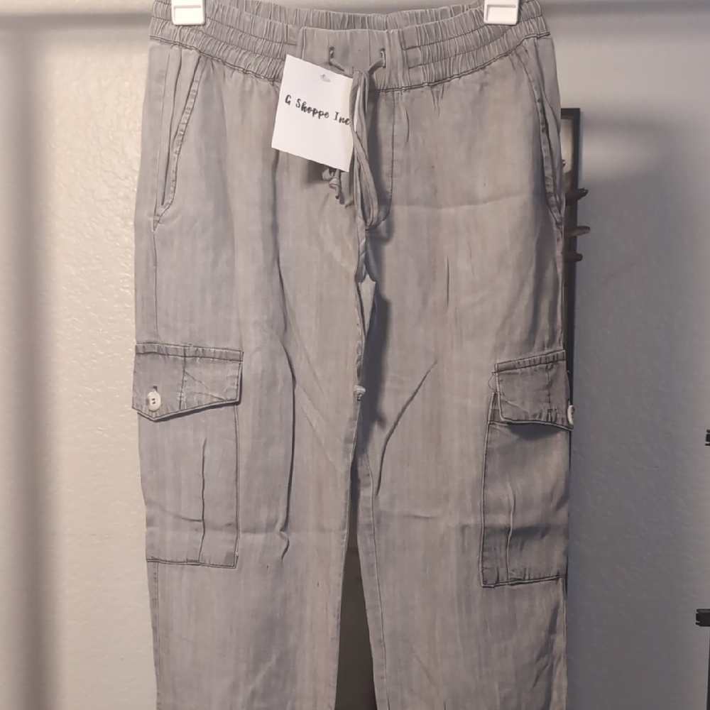 Women's Gray Cargo Pants